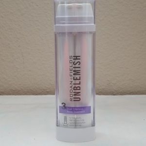 UNBLEMISH Dual Intensive Acne Treatment